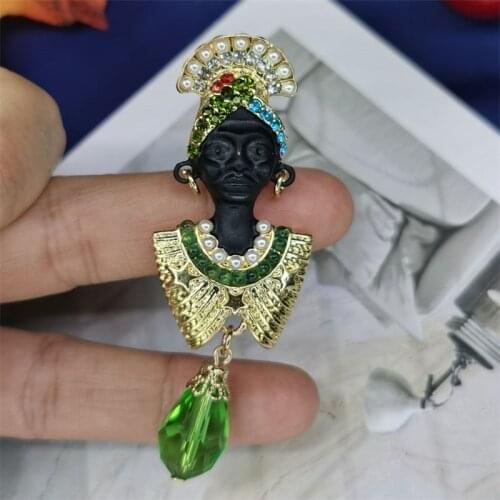 CINDY XIANG New Creative Enamel Black Women Brooches Exaggerated Gold Metal Pearl Crystal Pendant Pin Brooch Jewelry Accessories