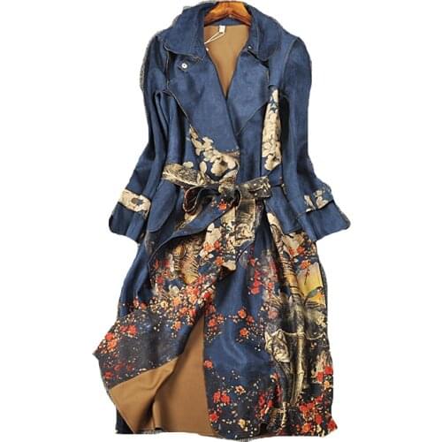 Europe station 2020 autumn and winter New Casual Batik Full sleeve Long Turn-down Collar Belt Slim Print women Trench