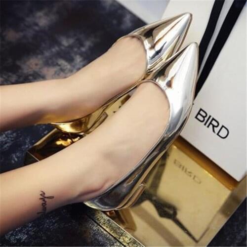 2016 flat heel fashion pointed toe flat female japanned leather silver single shoes patent leather plus size womens shoes boat