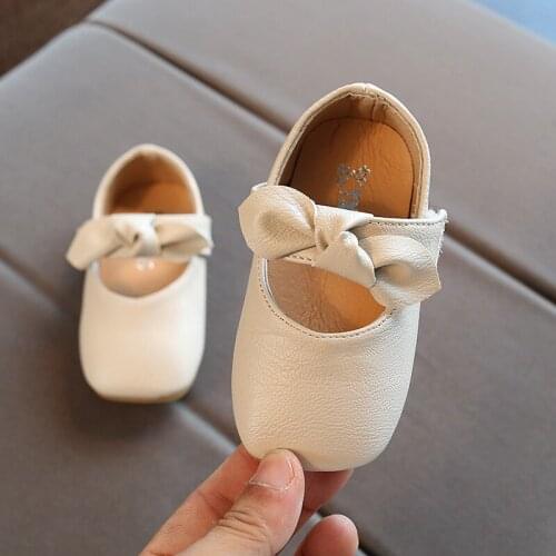 First Walkers Crib Shoes Infant Girls Indoor Soft-Soled Girls Shoes Pu Leather Mary Janes For Baby Shoes For Kids 6-9 months