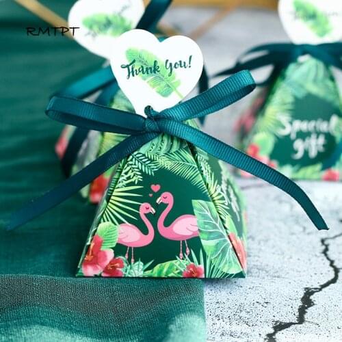 RMTPT 50pcs/ Flamingo style gift box Triangular Pyramid wedding favor candy boxes for party favors babyshower party supplies
