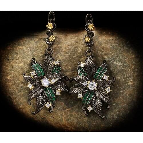 Vintage Bohemian Black Gold Diamond Flower Green Zircon Earrings Creative 925 Silver Earrings Womens Jewelry Flower Earrings