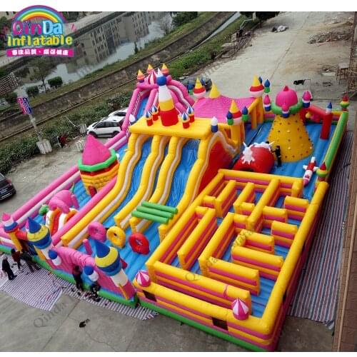 Commercial outdoor giant inflatable bouncy playground, inflatable jumping castle for kids