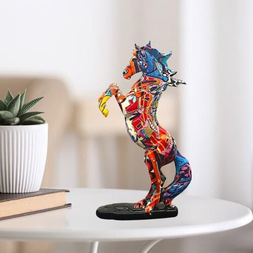 Graffiti Horse Figurine Decoration Powerful Animal Horse Statue Decoration Home Office Desk Good Fortune Feng Shui Ornament