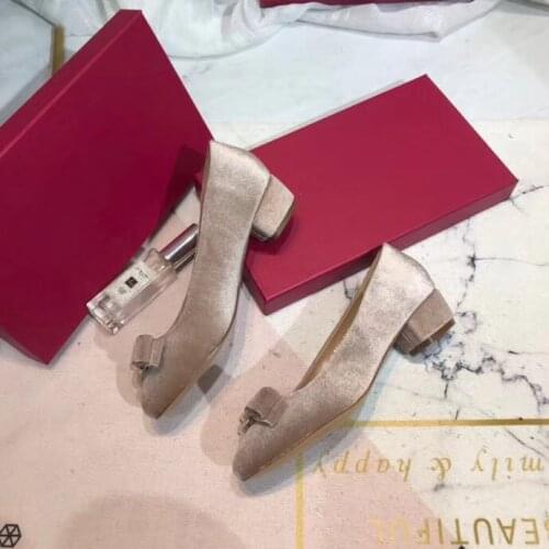 2021 Women Nude Flock Cute Bow Pumps Solid Plus Size 4-11 Round Toe Low Square Heels Ladies Casual Party Wedding Slip-On Shoes