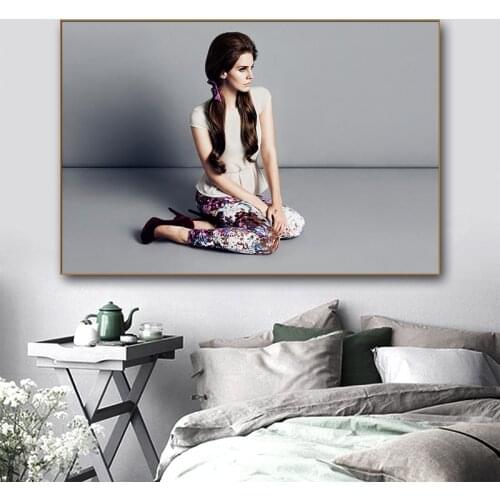 Lanaor Del Rey Sitting In The Floor Wall Art Canvas Poster and Print Canvas Painting Decorative Picture Living Room Home Decor