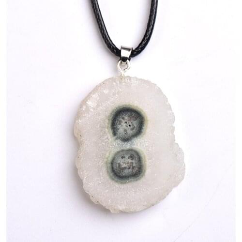 1pc Natural Stones Flower Pendant Crystal Cluster Agate Cornucopia Slice Pendant Original Ore Necklace Crystal Hole Pendant Gift