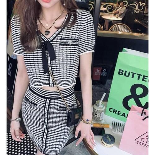 Short Skirt Sets Knitted Crop Top Evening Fashion Leisure Suits Summer Wear Female V-Neck New Tall Waist Show Thin A Word Sweet