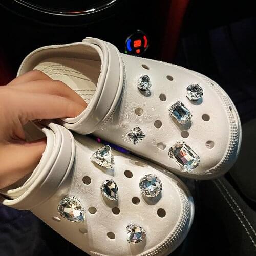 Designer Fashion White shiny Rhinestone DIY Shoes for Croc Charms Ornament Decoration Accessories women Children Girls Gifts