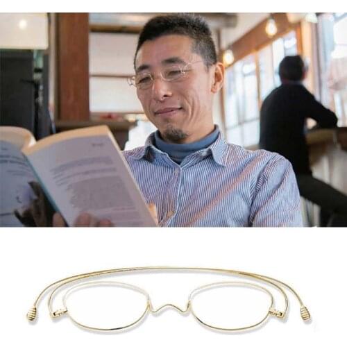 Blue-proof reading glasses are portable and thin for both men and women