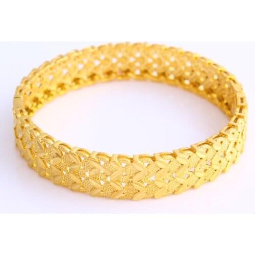 New Design Fashion Hollow Jewelry Bangles Copper Bracelet Female Classic