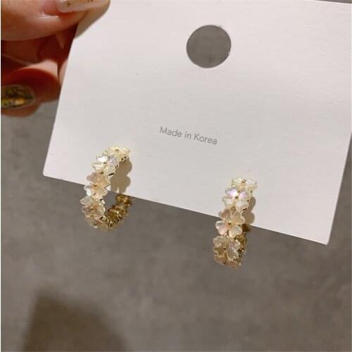 New Arrive Elegant Cute Heart Flower Stud Earrings Women Geometric Circle Pearl Zircon Boucle d'oreille Jewelry Gifts Ear Studs