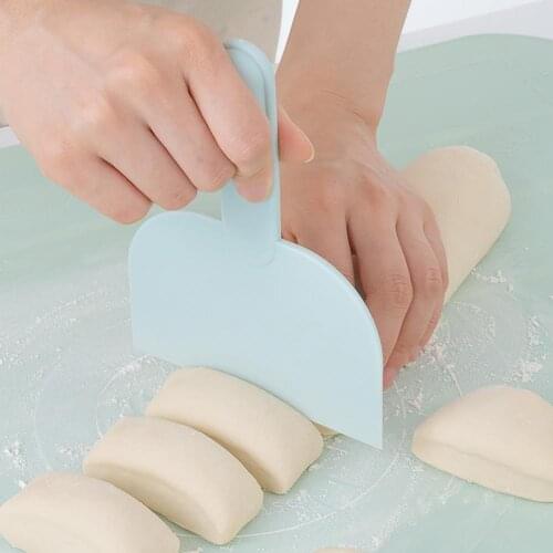 Multifunctional Cream Spatula DIY Pastry Dough Scraper Cake Cutter Baking Tool