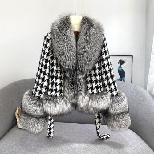 Autumn 2021silver Fox Fur Short Lattice Coat Women Wool Jacket Real Fur V-neck Long Sleeve Coat Ladies Winter Clothes