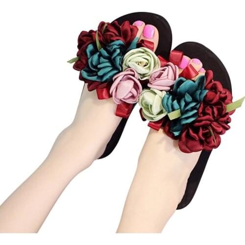 Sandals Women 2019 Summer Wear Flat Bottom Beach Shoes Flowers Seaside Holiday Sandals Ladies Large Size High Platform Sandals
