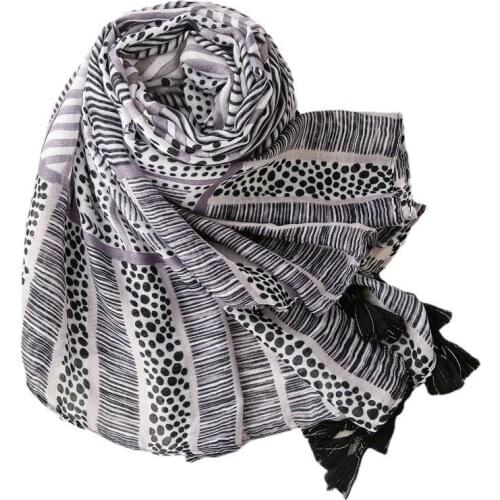 2021 Newest Cotton Geometry Print Tassel Scarf Shawls Women Trendy Geometric Hijab Wrap