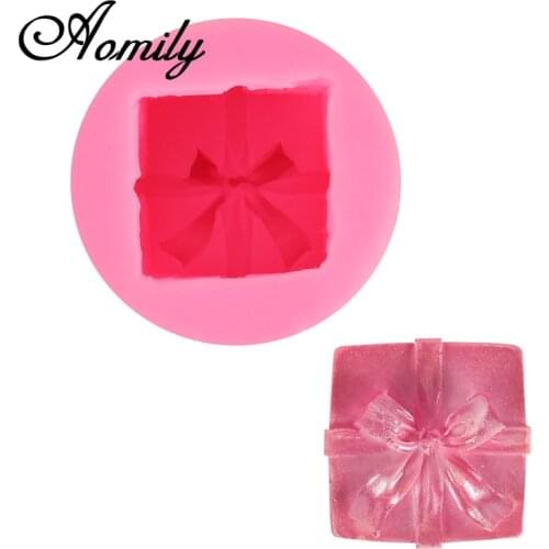 Aomily Christmas Gift Box Shaped DIY Silicone Molds Handmade Fondant Cake Molds Sugar Craft Chocolate Mold Moulds Baking Tools