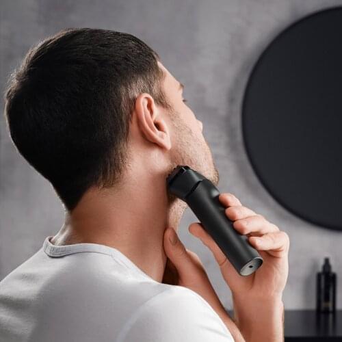 Electric shaver reciprocating five-bit mens whole body washing rechargeable shaving shaver
