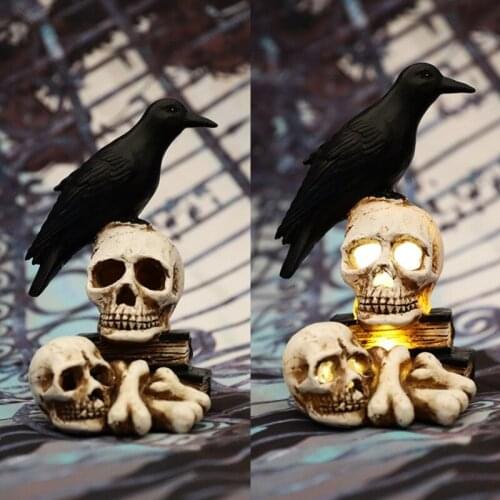 Resin Craft Crow Skull Head Lantern Halloween LED Night Light Creative Gothic Lamp Fashion Personalized Ornament Home Room Decor