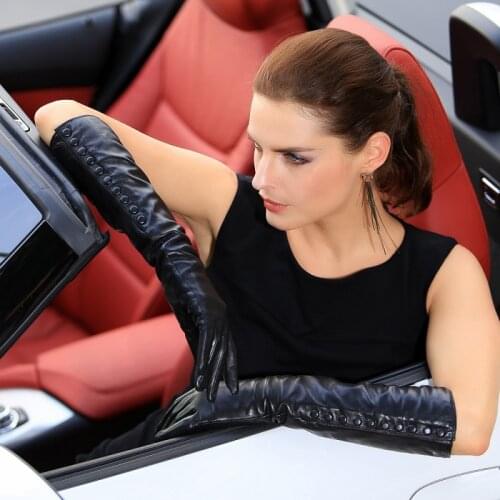 2020 New Womens Genuine Leather Gloves Female 100% Lambskin Leather Gloves Plush Lined Button Decoration Long Style L147NC1