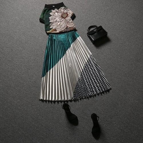 New Summer Womens Skirts Suits Vintage Retro Printed Short Sleeve Blouses And Long Pleated Elegant Skirt Party Suits Set NS206