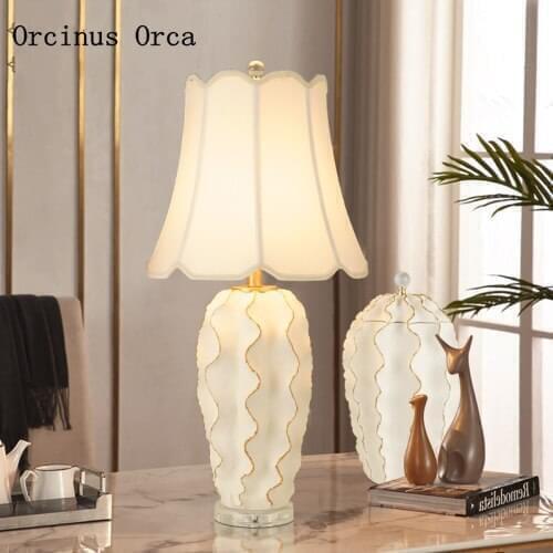 Light luxury new white corrugated desk lamp living room study bedroom bedside lamp post modern creative special shaped desk lamp