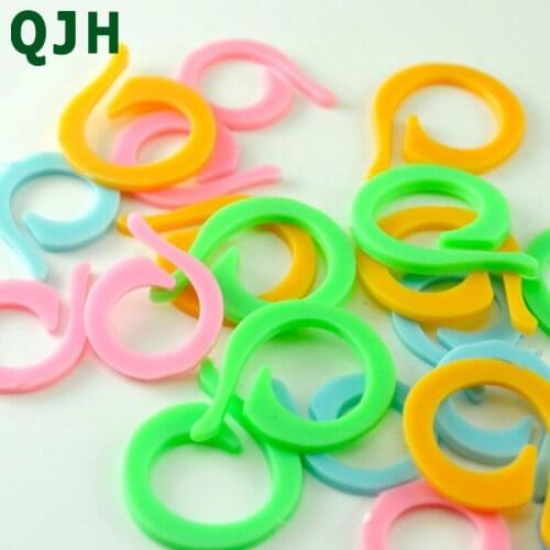 100Pcs / plastic holding weaving track knitting hook needle locking stitch mark crochet knitting needle hook folder DIY sewing