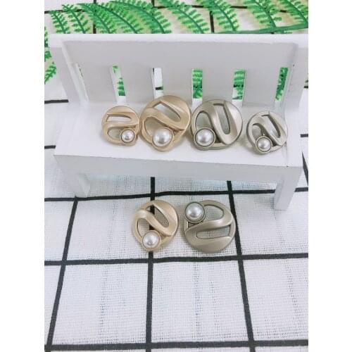 10pcs/lot Gold Pearl Buttons Plastic Shank for Garment Clothing Accessories Fit Sewing Scrapbooking Garment DIY Decoration