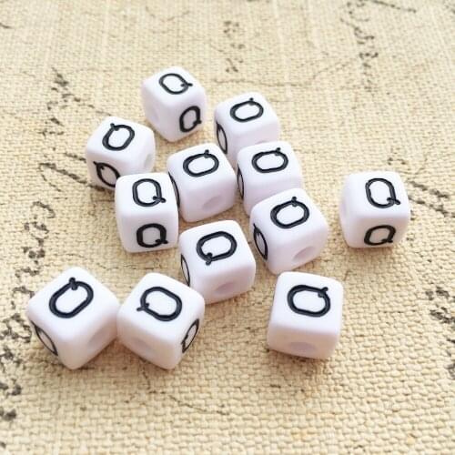 Free Shipping Single Letter Q Printing Acrylic Alphabet Beads Mini Order 100PCS 10*10MM Cube Square Plastic Initial Beads