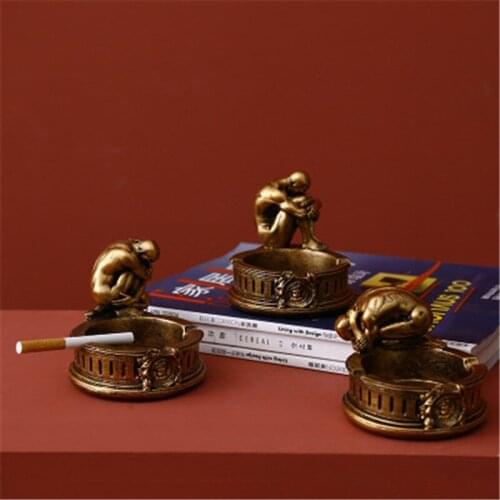 Retro Creative Figure Men Ashtray Resin Tobacco Cigarette Holder Round Ashslot Cigar Gadgets Home Restaurant Decoration Ornament