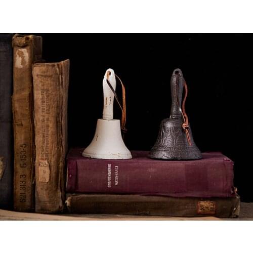 1Pcs Metal Hand Bell Tone Copper Ring Alarm Hand Hold Bells Call Xmas Bell Dinner Service Bell Home Decoration Photography Props