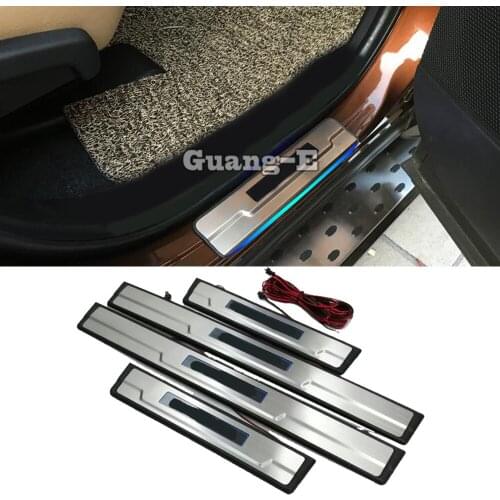 High quality Car styling pedal Door sill scuff plate stick External LED threshold moulding 4pcs For Toyota RAV4 2016 2017 2018
