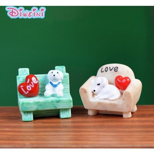 1pc Dog Lying on Sofa Blue White Bench Miniature Cartoon Animal model Girl Boy toys Figurine baby home decoration Resin craft