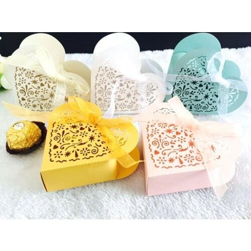 50pcs Party Favor Boxes Heart Shaped Paper Laser Cut Gift Candy Chocolate Box Wedding Bridal Shower Baby Birthday Party Supplies