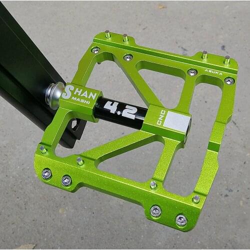 4.2 Ultra-wide Flat Foot Ultralight Road Mountain Bike Pedal Seal 3 Bearing CNC Aluminum Alloy Non-slip Studs Mtb Bicycle Pedal