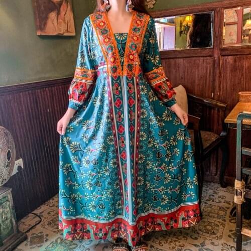 Boho Floral Print Beach Dress Nepal Retro Long Sleeves Lace Patchwork Split Long Dress 2021 Summer Korean Polyester Maix Dresses