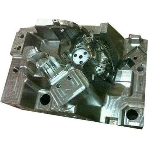 Guangdong plastic injection car headlight mould