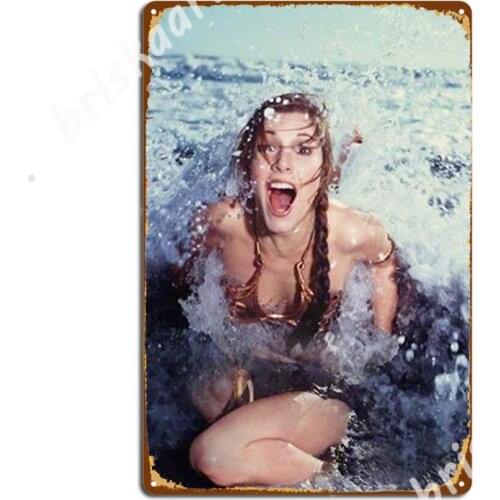 Carrie Fisher At The Beach Metal Signs Wall Decor Cinema Classic Club Tin sign Posters