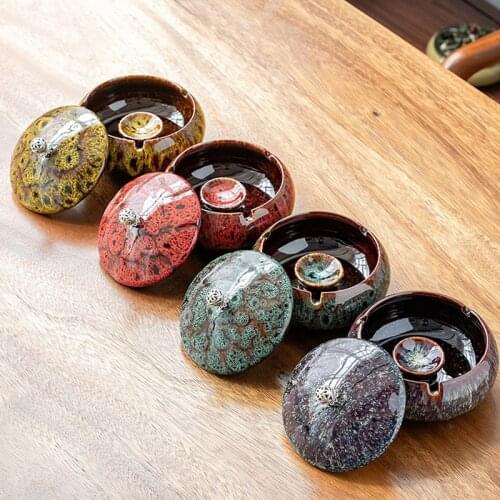 Creative Ashtray Trend Personality and Simplicity Home Living Room Office Large Retro Ceramic Ashtray with Cover