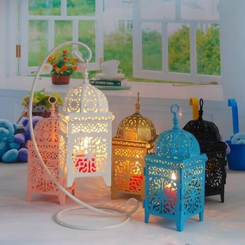 Wrought iron hollow out Moroccan style continental candlestick white wedding props supplies gifts multi-color optional