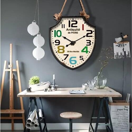 American retro nostalgia mute wall clock fashion creative bar decorative hanging watch simple metal personality porch decoration