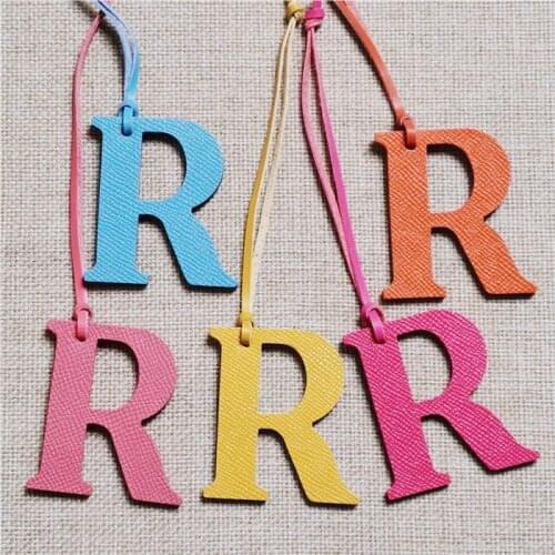 English Letter R Alphabet Cowhide Pu Leather Name Initial Capital Keychain Pendant Ladies Women Bag Accessories Charm