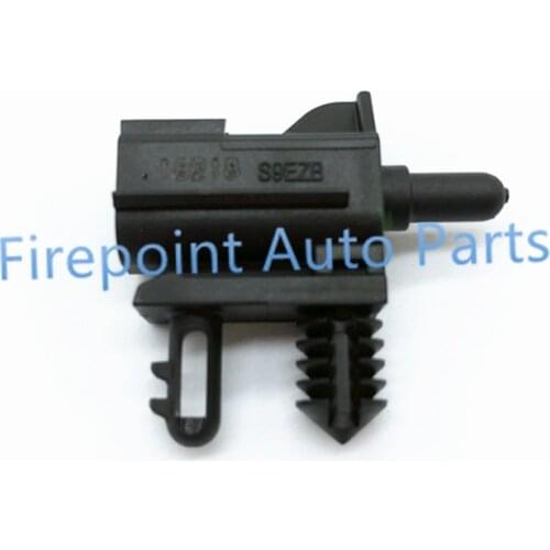 Air Temperature Sensor OEM AU5T-12A647-AC AU5T12A647AC For Ford Focus Mondeo Kuga Edge Taurus Escort
