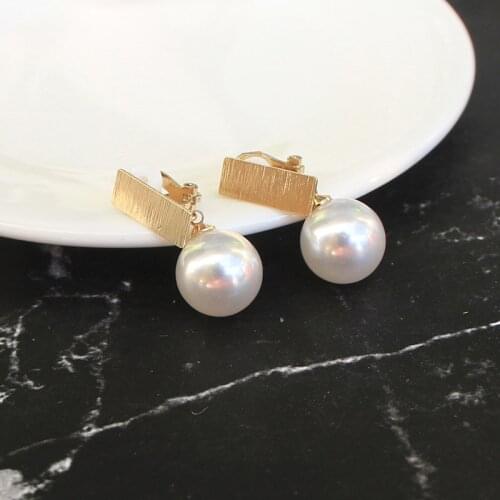 Earrings Clips No Piercing Women Pearls Geometric Metal Pendant Ladies Clip On Earrings Simple Evevil Korea Accesories For Women