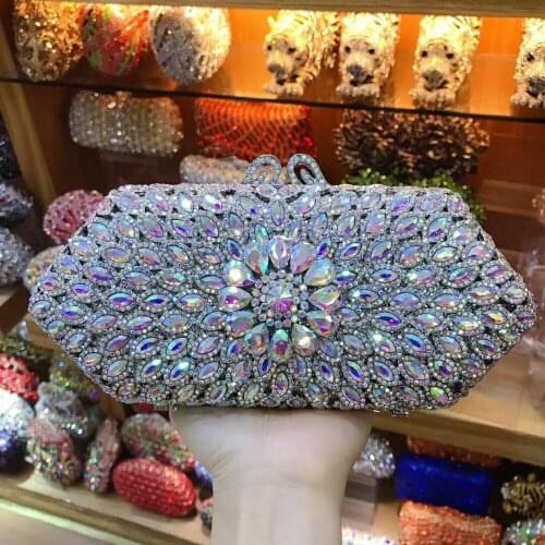 XIYUAN lady gold/red Flower Hollow Out Crystal Evening bags Metal Clutches Small Minaudiere Handbag Purse Wedding Box Clutch Bag