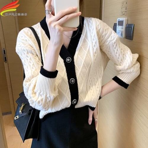 New 2021 Autumn Winter Womens Sweaters V-Neck Patchwork Black White Cardigan Casual Loose Korean Knitwear Women Outwear Tops