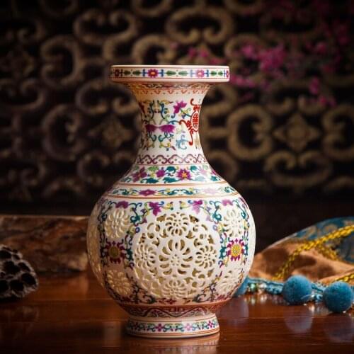 Jingdezhen Ceramic Exquisite Hollow Vase In Chinese Antique Style Vase Home Decoration Crafts Ornament Gift