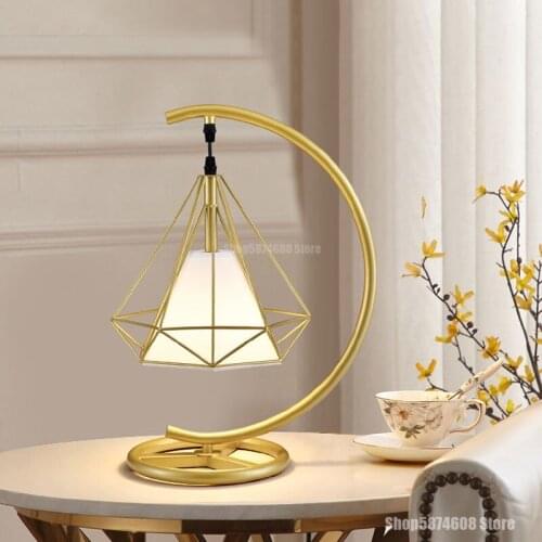 Modern and Simple LED Golden Table Lamp Nordic Living Room Bedroom Bedside Table Lamps Dining Room Kitchen Decoration Lighting