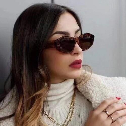 2021 Trendy Modern Womens Irregular Sunglasses Brand Designer Cateye Decorative Vintage Square Sun Glasses Personality Lunettes