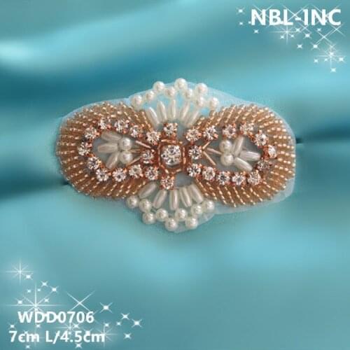 30PCS )Wholesale hand beaded sewing rhinestone pearl applique patch DIY iron on WDD0706